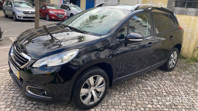 Peugeot 2008 1.2 PureTech Allure de 2013