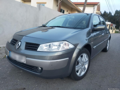 Renault Mégane 1.5DCi 5Lugares 264Mil kms IUC23EUR 1Mão LIVRETE