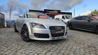 Audi TT 2.0 TFSi S-line