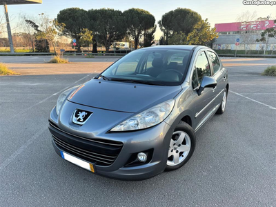 Peugeot 207 1.6 Hdi C/Novo