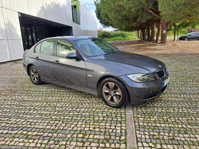 BMW 320 D EXECUTIVE