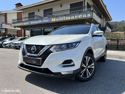 Nissan Qashqai 1.5 dCi N-Connecta J18+Led