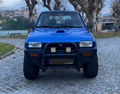 Nissan Terrano 2500