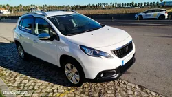 Peugeot 2008 1.2 PureTech Style