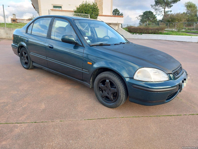 Honda Civic 1.5I V-TEC