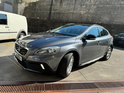 Volvo V40 Cross country