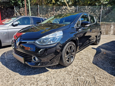 Renault Clio 0.9 TCE LIMITED 90CV