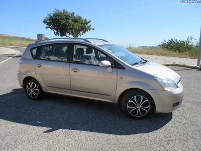 Toyota Verso 2.0 D-4D S. H. Pack, Ar Condicionado, 7 Lugares