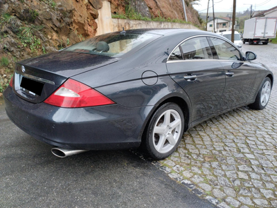 Mercedes-Benz CLS 350 i V6 272cv - Teto de abrir - 1 Dono - Oportunidad