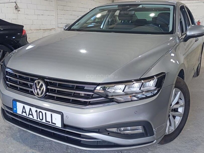 Volkswagen Passat 1.5 TSI BUSINESS