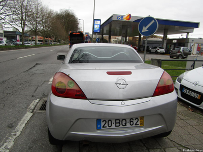 Opel Tigra 1.4 cabrio