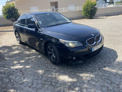 BMW 525 sedan