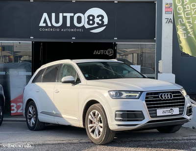 Audi Q7 3.0 TDI quattro tiptronic 7L