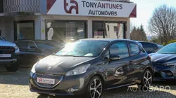 Peugeot 208 de 2012