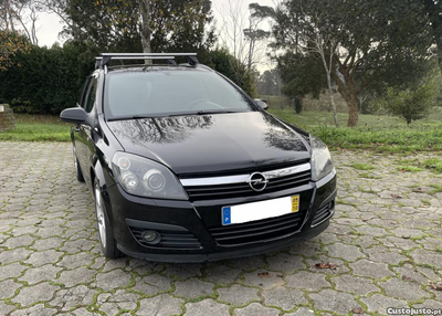 Opel Astra 1.9 CDTI Cosmos Carrinha Sport 150cv