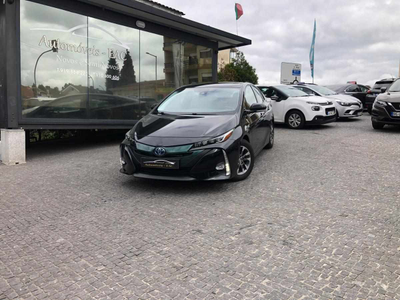 Toyota Prius 1.8 Plug-In Luxury+Pele