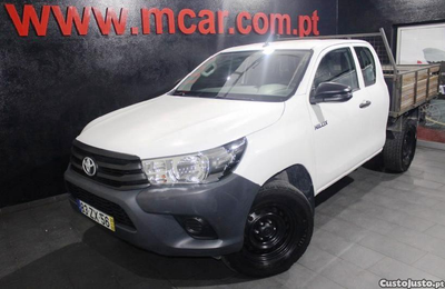 Toyota Hilux 2.4 D-4D 4WD CE CH