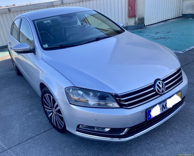 VW Passat 2.0 TDI SPORTLINE 1 Dono BancosPELE