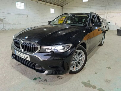 BMW Serie-3 330 e Touring Corporate Edition Auto