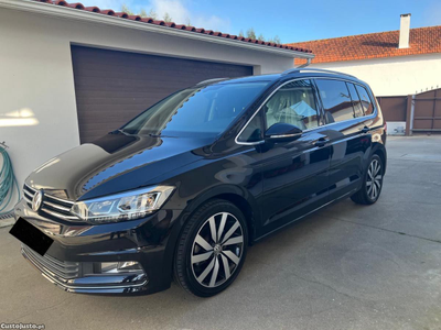 VW Touran 1.6 TDI Highline 7 lugares