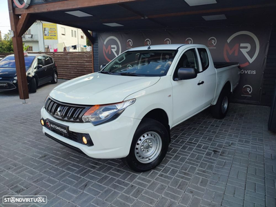 Mitsubishi L200 2.4 DI-D CD Invite CC 4WD