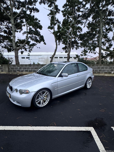 BMW 330 E46