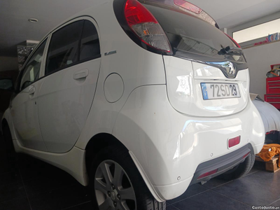 Peugeot iOn Standart