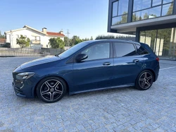 Mercedes-Benz B 180 D AMG-Line Aut. Troca ou Retoma