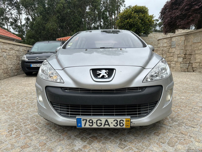 Peugeot 308 1.6 HDI (muito estimado)