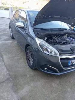 Peugeot 208 Pure tech 1.2