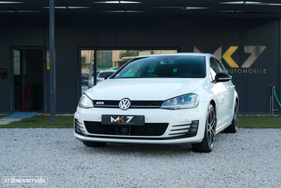 VW Golf 2.0 TDI GTD