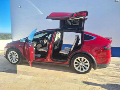 Tesla Model X Long Range, Cx. A., 423 CV