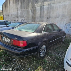 Audi A8 2.8