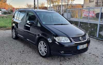 VW Touran 2.0 TDI 140 CV HIGHLINE 5 LUGARES