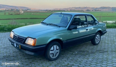 Opel Ascona 1.6 SR