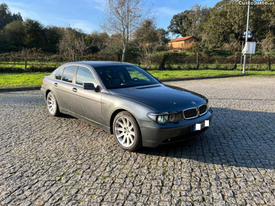 BMW 730 d Pack M - Cx. Aut.