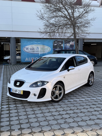 Seat Leon Línea R