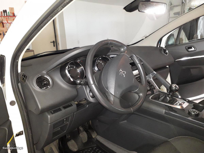 Peugeot 3008 1.6HDI