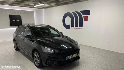 Ford Focus SW 1.0 EcoBoost MHEV ST-Line