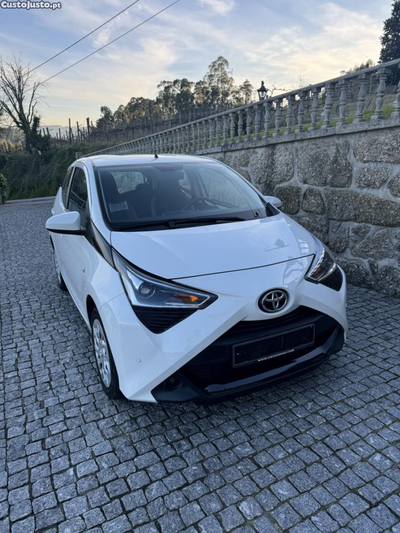 Toyota Aygo X-PLAY PLUS