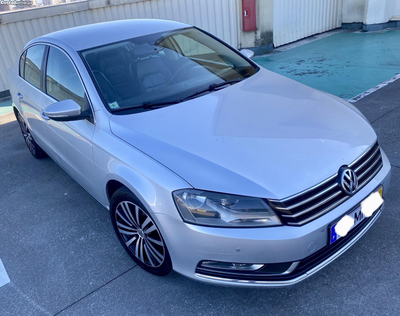 VW Passat 2.0 TDI SPORTLINE 1 Dono BancosPELE