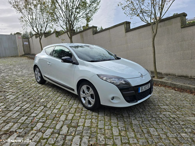 Renault Mégane Coupe 1.5 dCi Dynamique