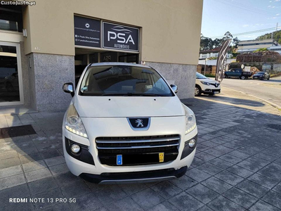 Peugeot 3008 2.0 HDI SÓ CHIC HYBRID4