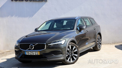 Volvo V60 Cross Country 2.0 D4 Momentum Geartronic de 2019