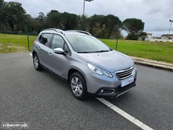 Peugeot 2008 1.2 PureTech Style