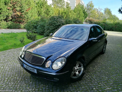 Mercedes-Benz E 220 Avantgard