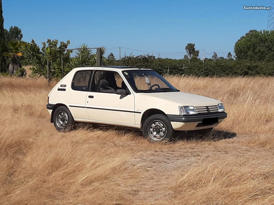 Peugeot 205 XS Indiana