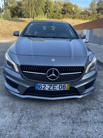 Mercedes-Benz CLA 200 200