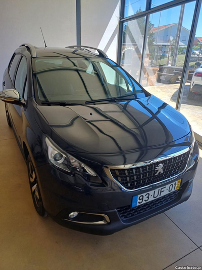 Peugeot 2008 1.2 PureTech Style