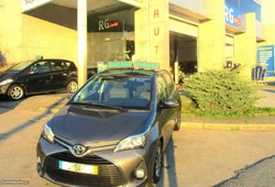 Toyota Yaris 1.4 D-4D Comfort+P.Style 90 cv cx/de 6 velc